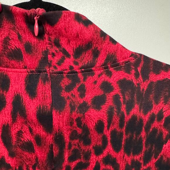 Chicos Womens Red Black Animal Print Mock Neck Long Sleeve Top Size 1/Medium/8 - Picture 5 of 10